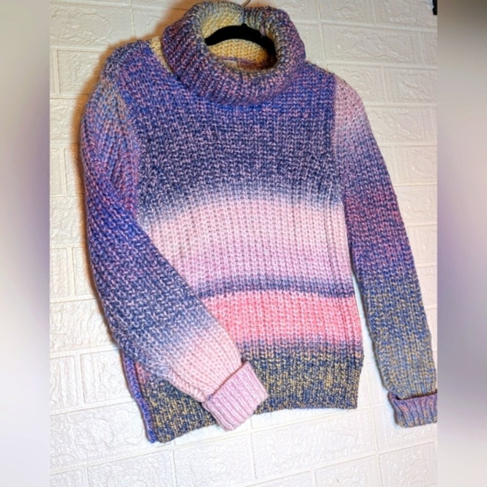 Only Gradient Pink and Purple Turtleneck Sweater